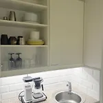Comfortable Two-room In The Center Kemi